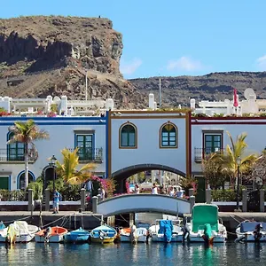 Ribera Del Puerto Apartment